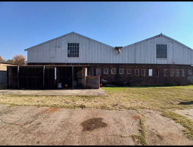2 BEDROOM HOUSE FOR SALE IN MEYERTON CENTRAL